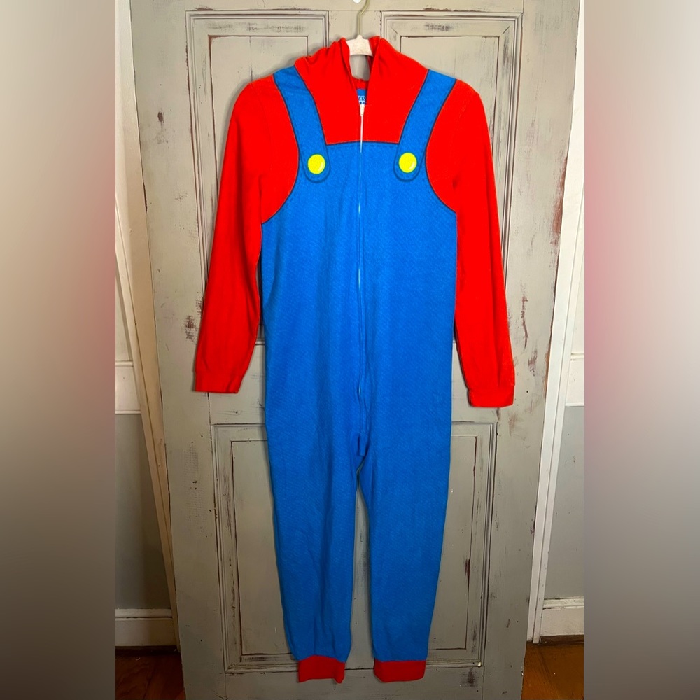 Super Mario Bros Union Suit Onesie PJ’s 14/16 Halloween Costume